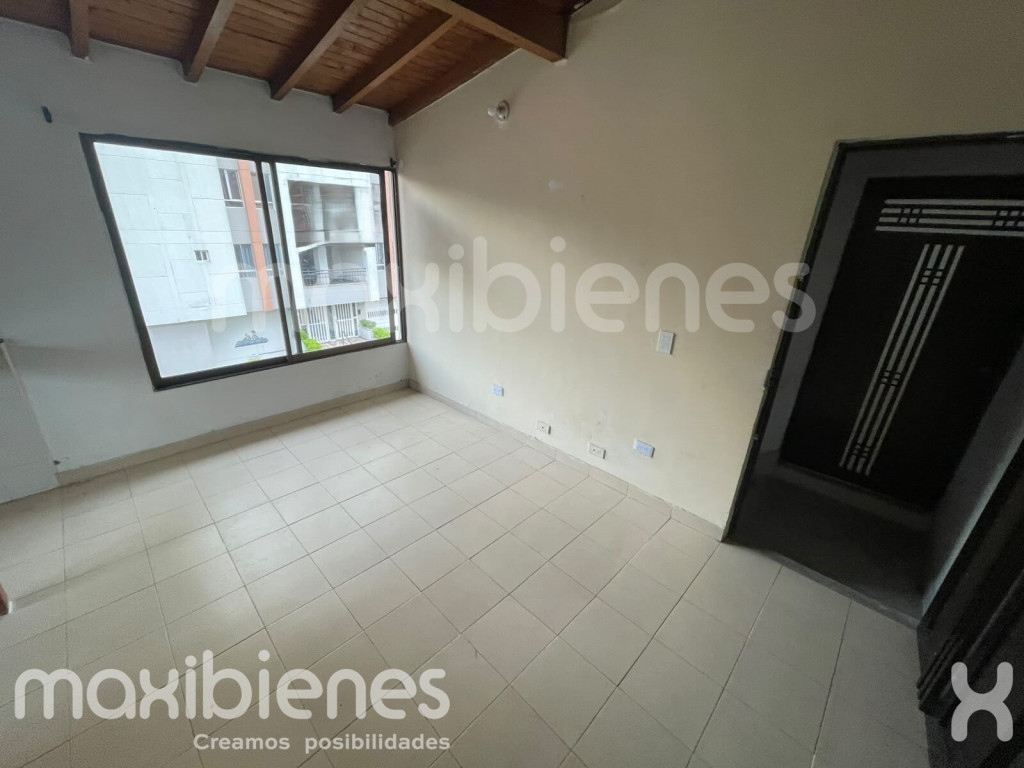1BR Apartment in Calasanz (40 m²) - 2