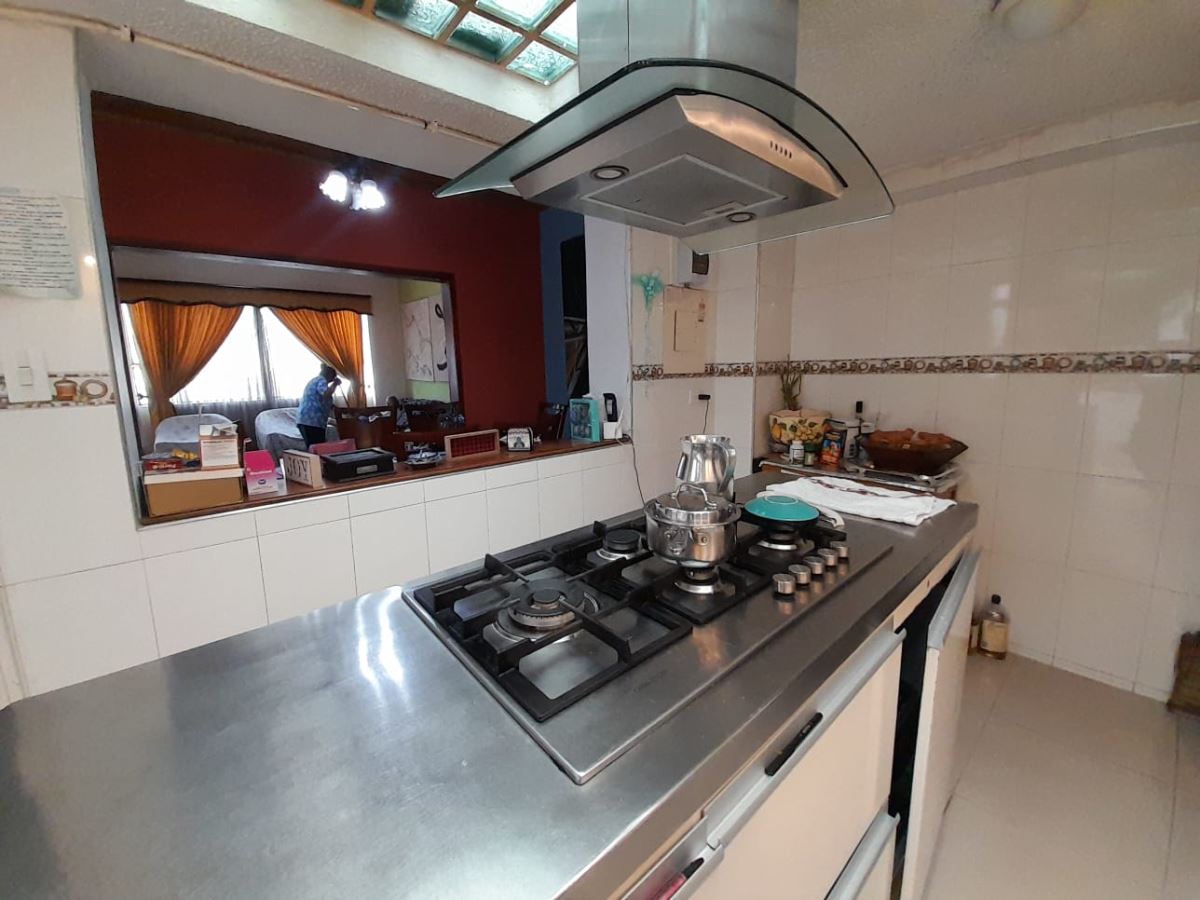 Casa en venta en Barrios Unidos, Bogotá · foto 7 de 24