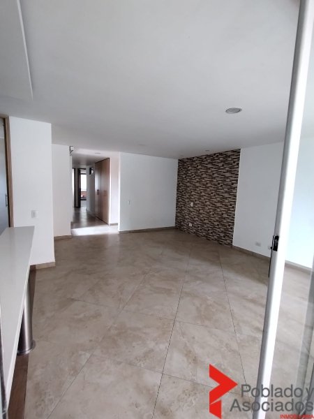 Apartamento en arriendo en Zuñiga, Envigado · foto 2 de 24