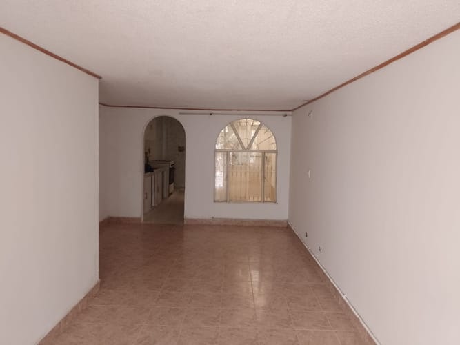 Casa en arriendo en La Lorena, Chía · foto 3 de 24