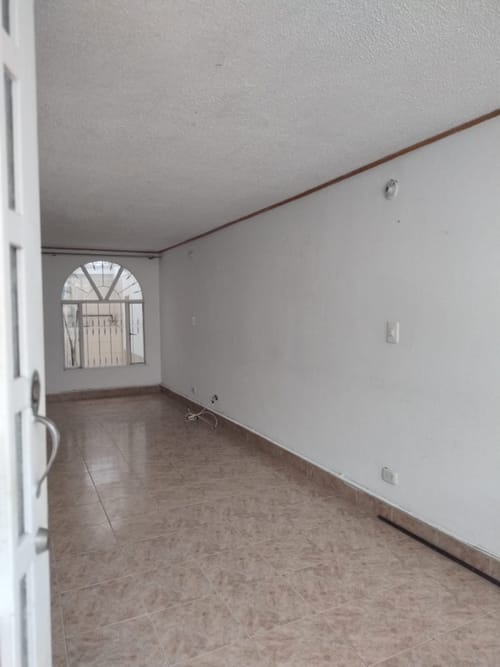 Casa en arriendo en La Lorena, Chía · foto 14 de 24