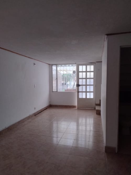 Casa en arriendo en La Lorena, Chía · foto 16 de 24
