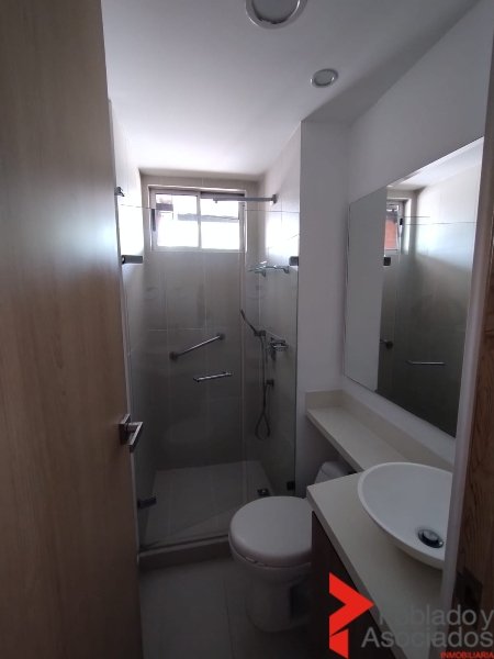 Apartamento en arriendo en Zuñiga, Envigado · foto 22 de 24