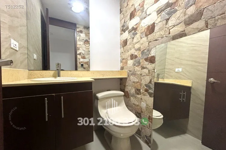 Apartamento de 3 alcobas en venta en Cumbres, Envigado, 130 m² · foto 8 de 24