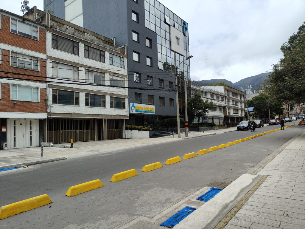 Apartamento en venta en La Porciuncula, Bogotá · foto 3 de 24