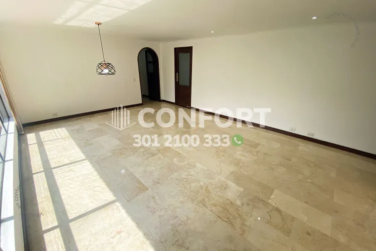 Apartamento en venta en Los Balsos, Medellín · foto 3 de 24