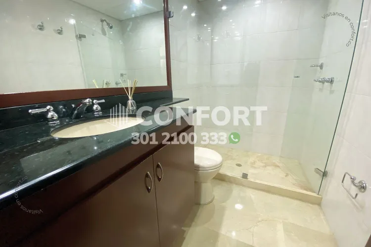 Apartamento en venta en Los Balsos, Medellín · foto 8 de 24