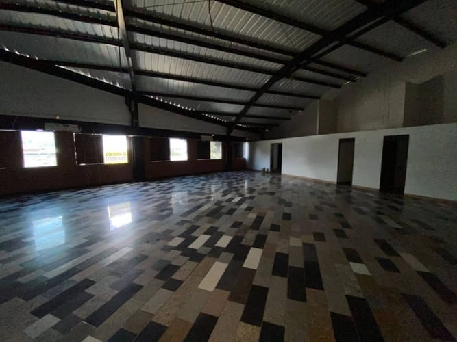 Bodega en arriendo en San Diego, Medellín, 370 m² · foto 4 de 20