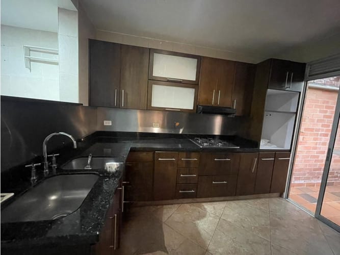 Casa de 3 alcobas en venta en Poblado Del Sur, La Estrella, 178 m² · foto 2 de 24