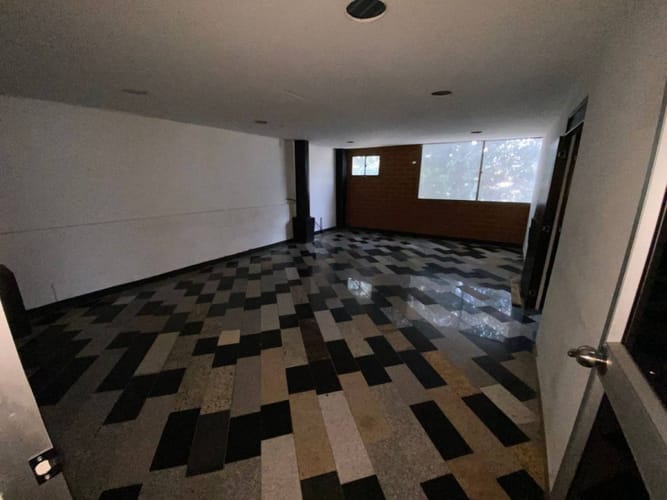 Bodega en arriendo en San Diego, Medellín, 370 m² · foto 8 de 20