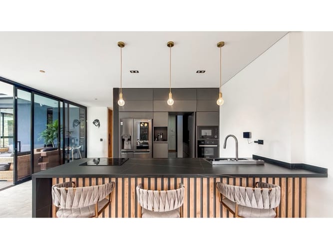 Casa de 3 alcobas en venta en Las Palmas, Medellín, 495 m² · foto 7 de 24