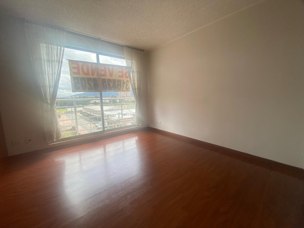 Apartamento en venta en Britalia, Bogotá · foto 7 de 19