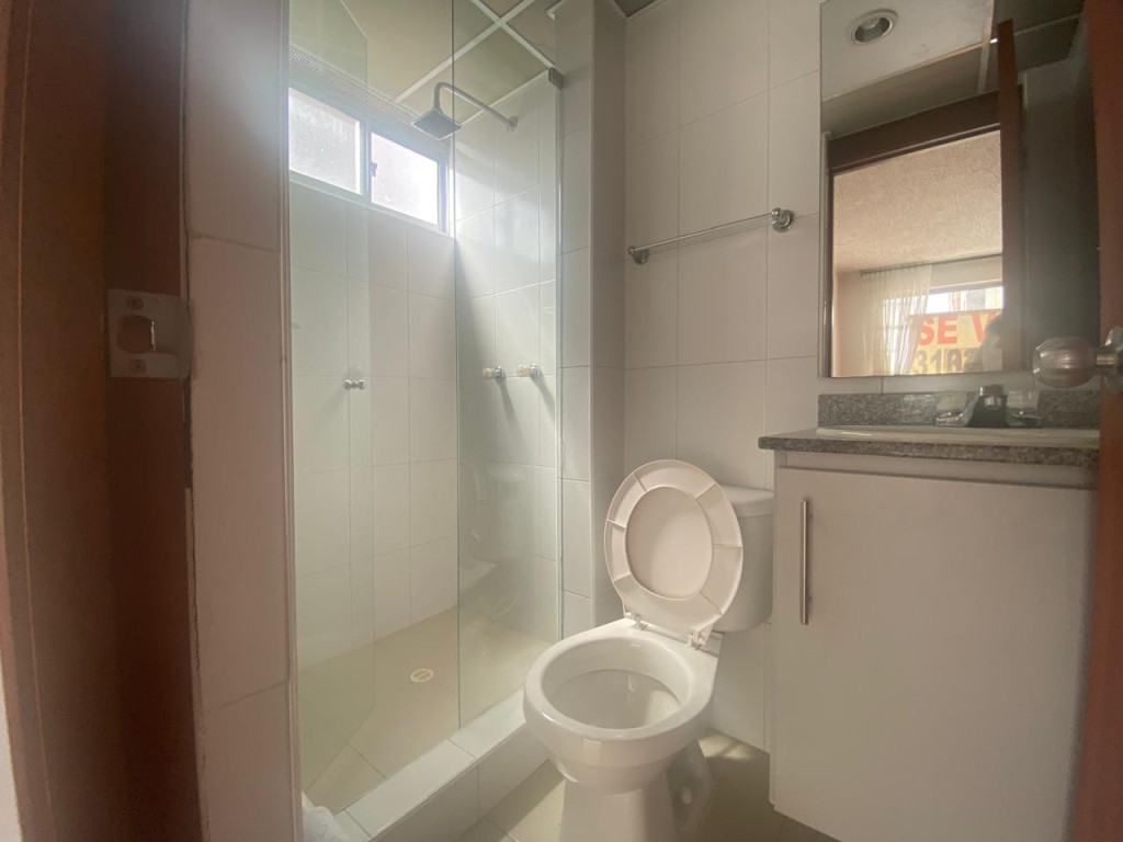 Apartamento en venta en Britalia, Bogotá · foto 9 de 19