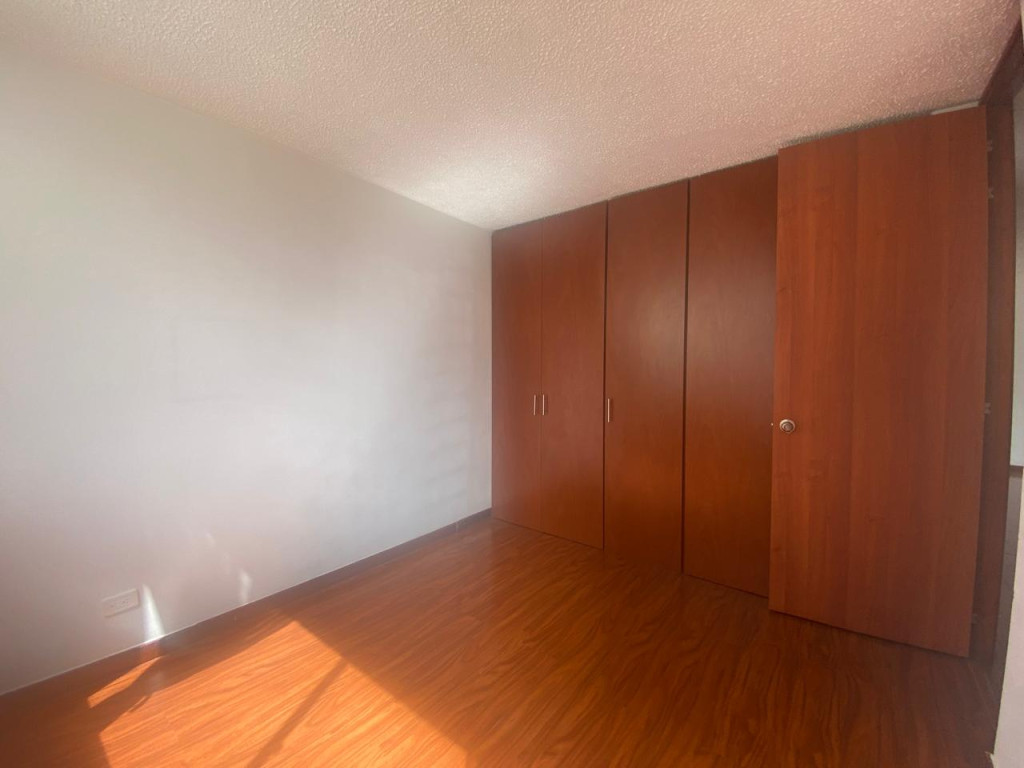 Apartamento en venta en Britalia, Bogotá · foto 10 de 19