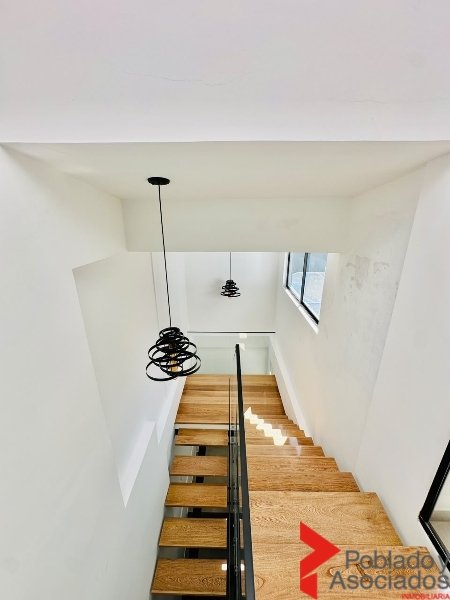 Casa en arriendo en El Poblado, Medellín · foto 6 de 19