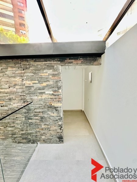 Casa en arriendo en El Poblado, Medellín · foto 7 de 19