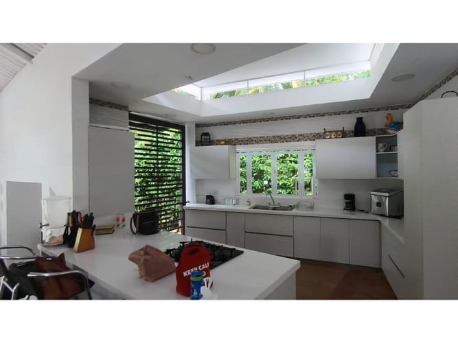 Casa de 4 alcobas en venta en Bosques De Peñalisa, Ricaurte, 381 m² · foto 2 de 15