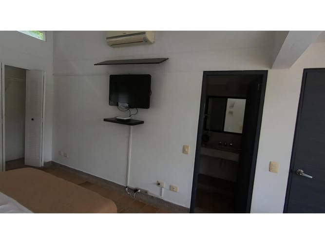 Casa de 4 alcobas en venta en Bosques De Peñalisa, Ricaurte, 381 m² · foto 8 de 15