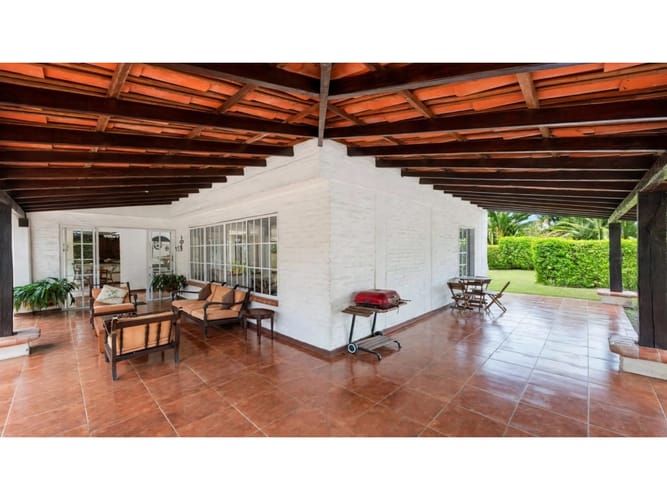 Casa de 5 alcobas en venta en El Hormiguero, Cali, 564 m² · foto 9 de 24