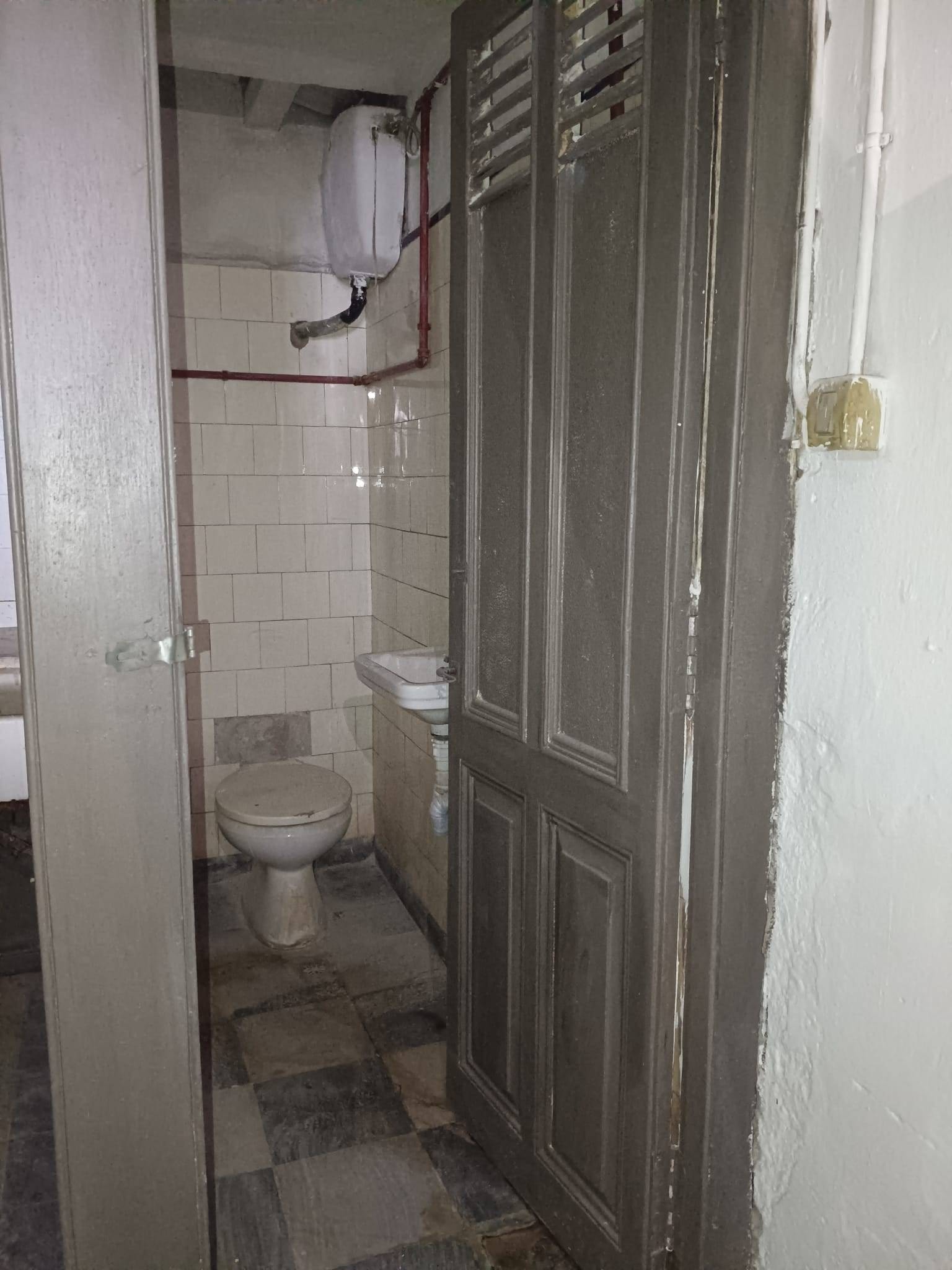 Local Comercial en alquiler ubicado en el Centro, con más de 200 m2 · Foto 2