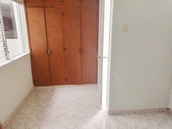 Casa de 3 alcobas en venta en Laureles, Medellín, 135 m² · foto 12 de 17
