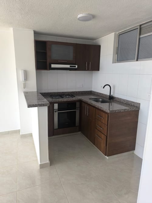 Apartamento de 2 alcobas en venta en Provenza, Bucaramanga, 59 m² · foto 3 de 12