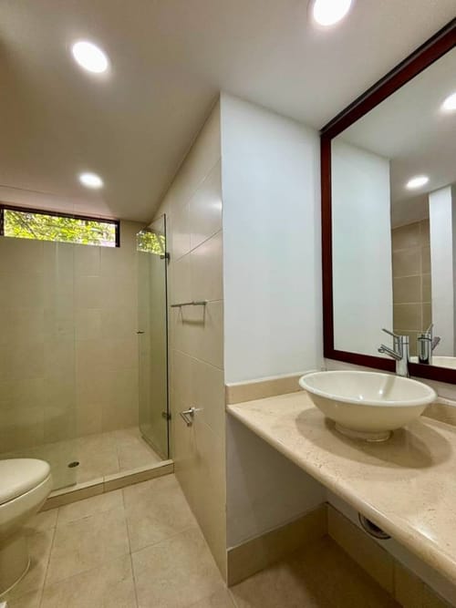 Apartamento de 3 alcobas en arriendo en Santa María De Los Ángeles, Medellín, 134 m² · foto 8 de 16
