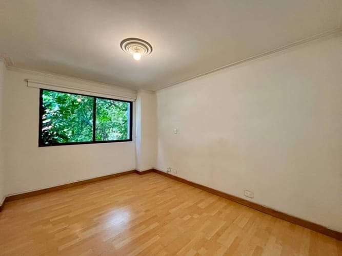 Apartamento de 3 alcobas en arriendo en Santa María De Los Ángeles, Medellín, 134 m² · foto 12 de 16