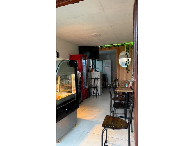Casa de 4 alcobas en venta en Centro, Ibagué, 200 m² · foto 2 de 16