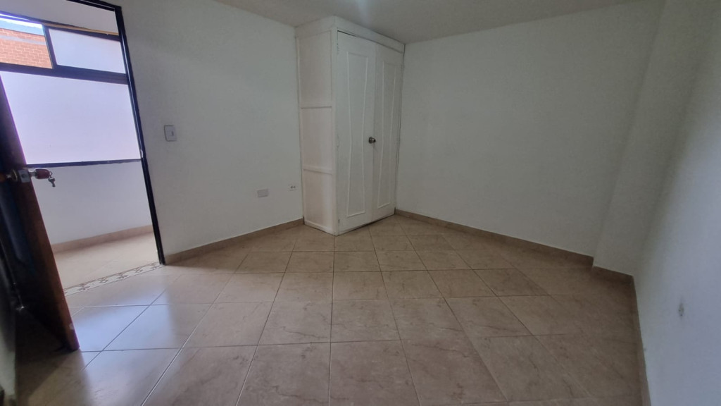 Apartamento en arriendo en San Pablo Guayabal, Medellín · foto 8 de 11