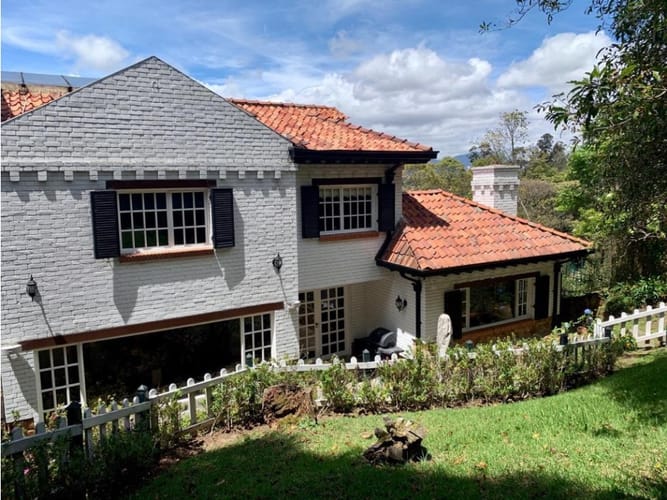 Casa de 3 alcobas en venta en Cerros De Niza, Bogotá, 600 m² · foto 11 de 14