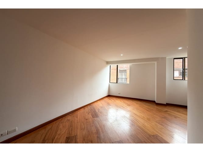 Apartamento de 4 alcobas en venta en El Nogal, Bogotá, 231 m² · foto 7 de 19