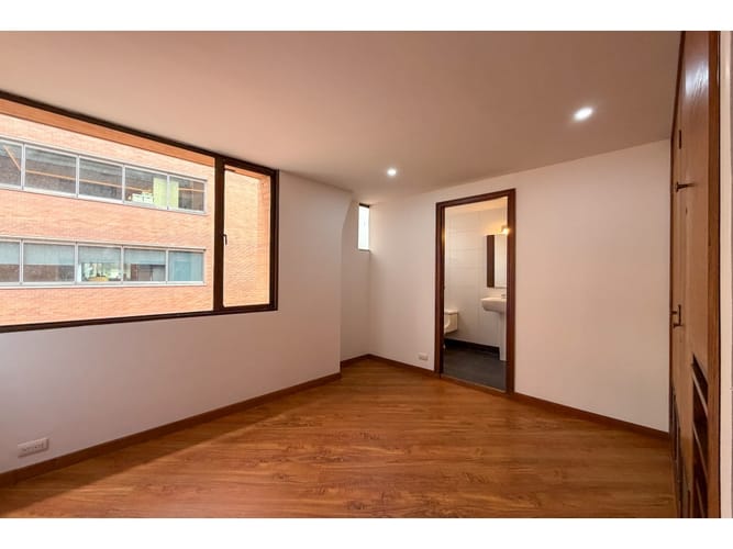 Apartamento de 4 alcobas en venta en El Nogal, Bogotá, 231 m² · foto 11 de 19