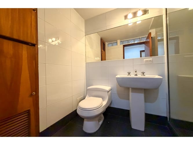 Apartamento de 4 alcobas en venta en El Nogal, Bogotá, 231 m² · foto 13 de 19