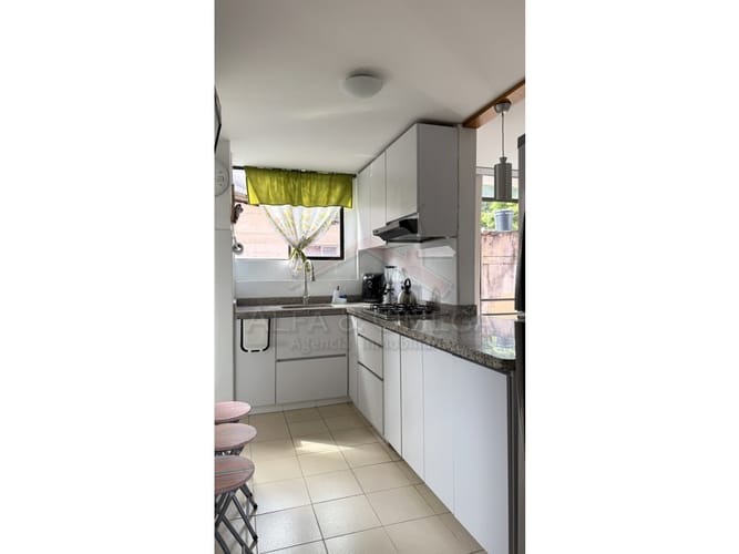 Apartamento de 3 alcobas en venta en Centro, Ibagué, 92 m² · foto 3 de 11