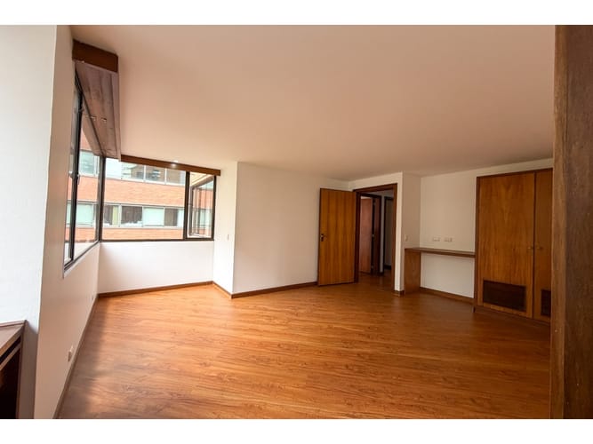 Apartamento de 4 alcobas en venta en El Nogal, Bogotá, 231 m² · foto 17 de 19