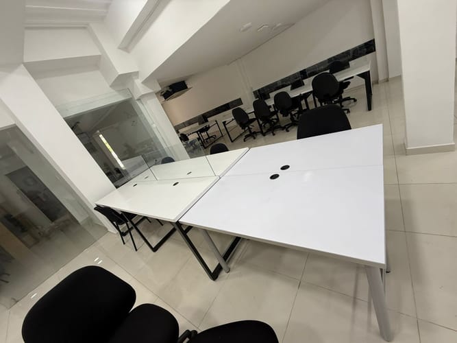 Oficina en arriendo en Versalles, Cali, 300 m² · foto 7 de 17