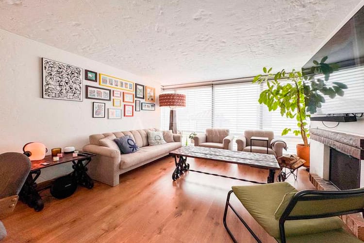 Apartamento de 3 alcobas en venta en Colina Campestre, Bogotá, 111 m² · foto 2 de 14