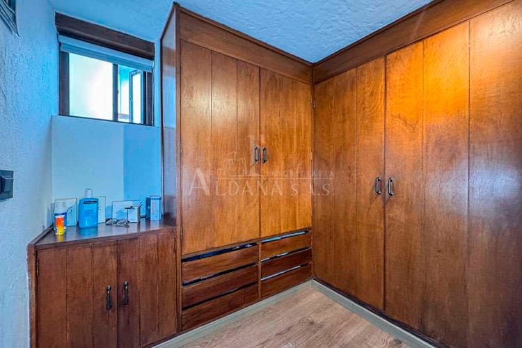 Apartamento de 3 alcobas en venta en Colina Campestre, Bogotá, 111 m² · foto 8 de 14