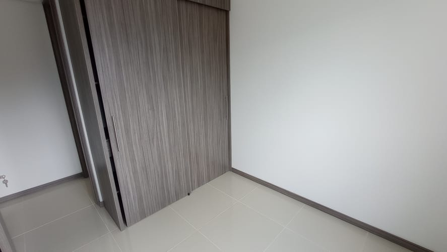 Apartamento en venta en Ditaires, Itagüí, 69 m² · foto 5 de 10