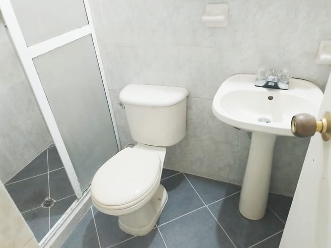 Oficina en venta en Laureles, Medellín, 135 m² · foto 14 de 17