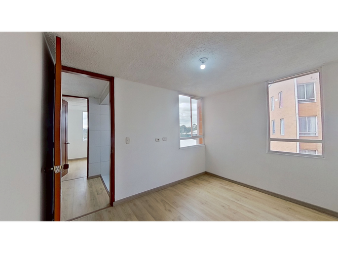 Apartamento en venta en La Primavera I, Bogotá · foto 2 de 10