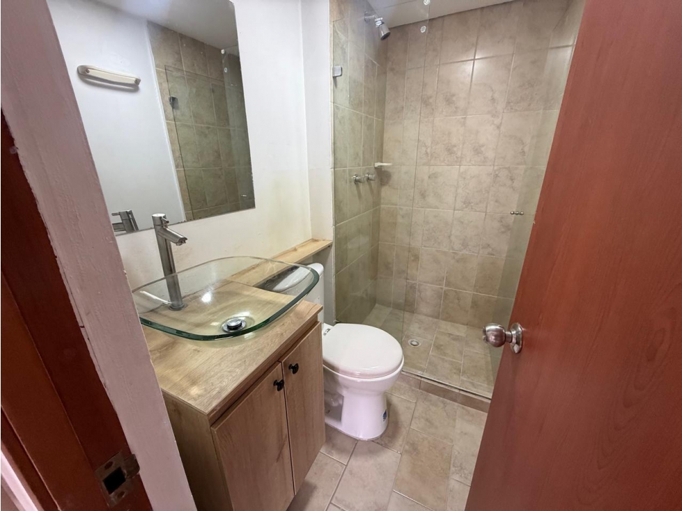 Apartamento en arriendo en Los Colores, Medellín · foto 17 de 17