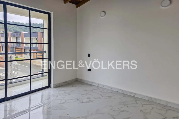 Casa de 4 alcobas en venta en El Tambo, La Ceja, 114 m² · foto 7 de 15
