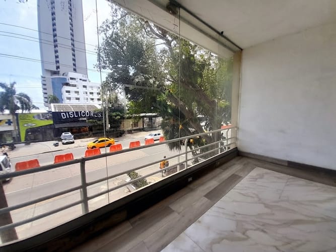 Local en arriendo en Bocagrande, Cartagena, 136 m² · foto 2 de 8