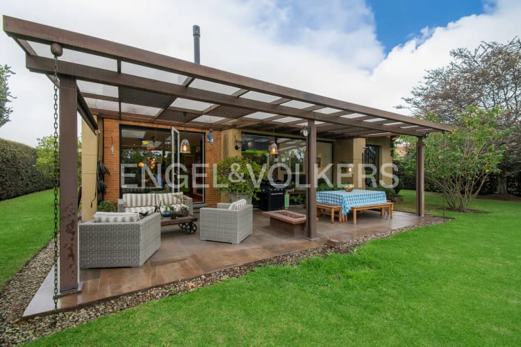 Casa de 3 alcobas en venta en Cr Hacienda Fontanar Acacias, Chía, 265 m² · foto 16 de 20