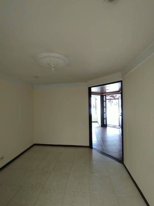 Casa de 4 alcobas en arriendo en Quinta Granada, Piedecuesta, 120 m² · foto 17 de 24