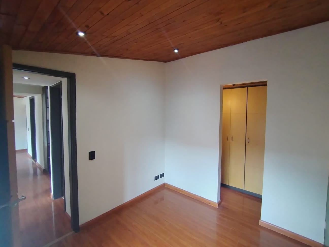Apartamento en venta en Castilla, Bogotá · foto 8 de 18