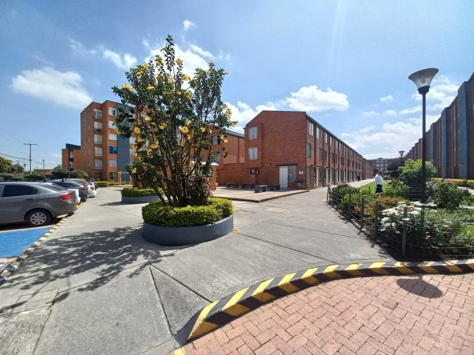 Apartamento en venta en Castilla, Bogotá · foto 17 de 18