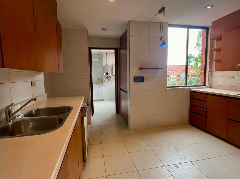 Apartamento en venta en Santa Barbara, Bogotá · foto 8 de 15